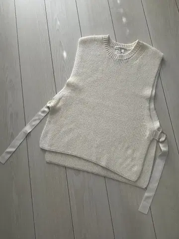 새상품급 23구 아이보리 리브 니트 베스트