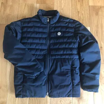 TaylorMade 네이비 M 사이즈 다운 자켓