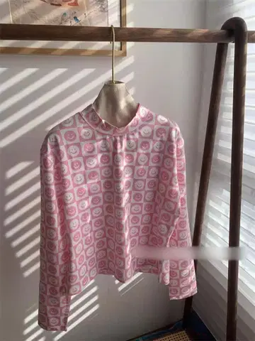 lazyoaf 스마일리 페이스 패턴 긴팔 셔츠