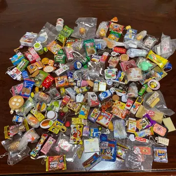 가챠가챠 식품계 묶음 판매 약 110개