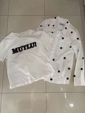 GRACE CONTINENTAL 도트 무늬 셔츠 T셔츠