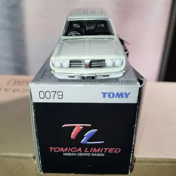 토미카 리미티드 세드릭 왜건 커스텀품