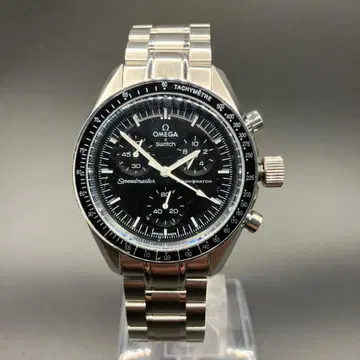 OMEGA Speedmaster 쿼츠 손목시계
