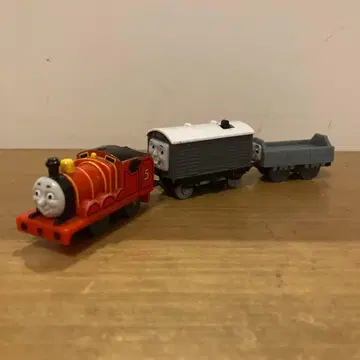 캡슐 프라레일 제임스 & 모터 화차