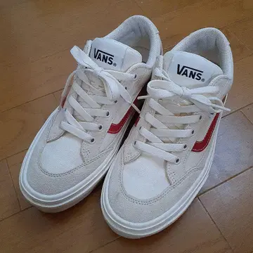 VANS 아이보리/레드 스니커즈 24.5cm