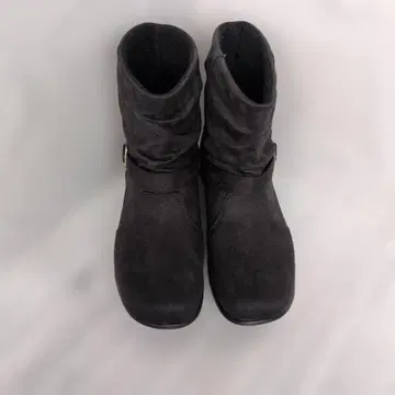 새상품 블랙 스웨이드 느낌 숏부츠 23.0