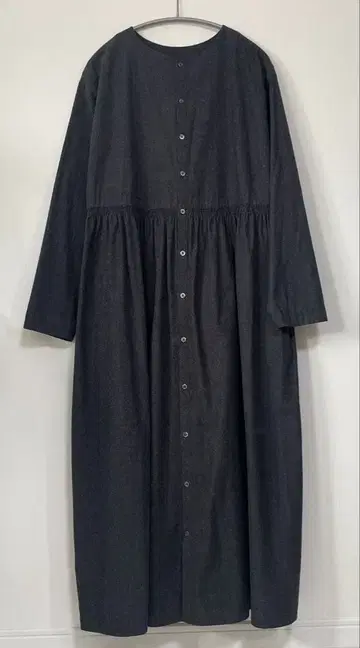 카구레 허리 개더 원피스 차콜 그레이