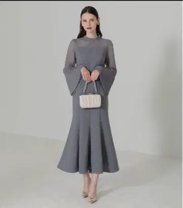 LEJA 펄 비쥬 포함 비침 플리츠 플레어 슬리브 머메이드 원피스 S