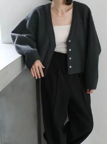 셀렉 모카 select moca 부클레 V넥 숏 가디건