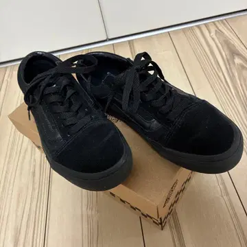 Vans ULTRA CUSH 블랙 스니커즈