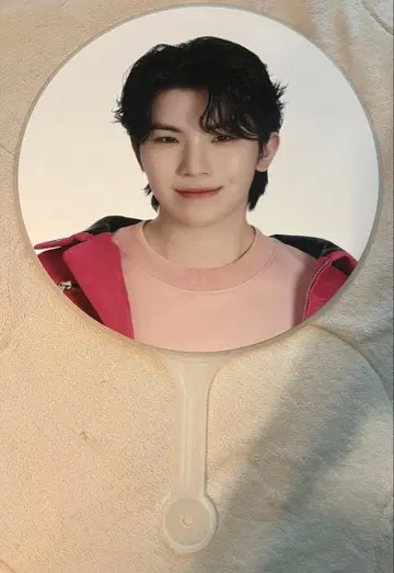 seventeen 우지 woozi 부채 follow