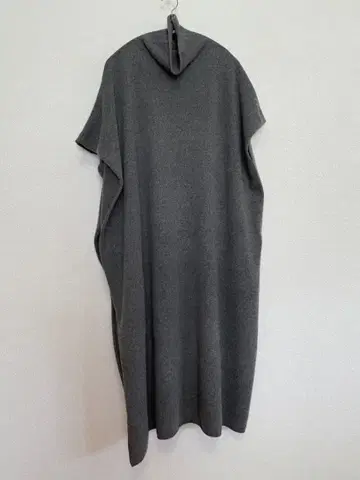 evam eva 울 캐시미어 혼방 판초