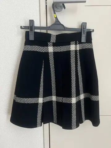 sheller 체크 무늬 플레어 스커트