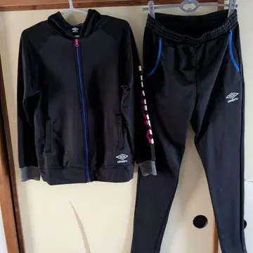 umbro 풀 집업 저지 O 사이즈 블랙