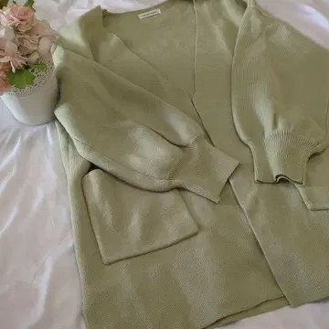 내추럴 꾸뛰르 미들 기장 코디 가디건