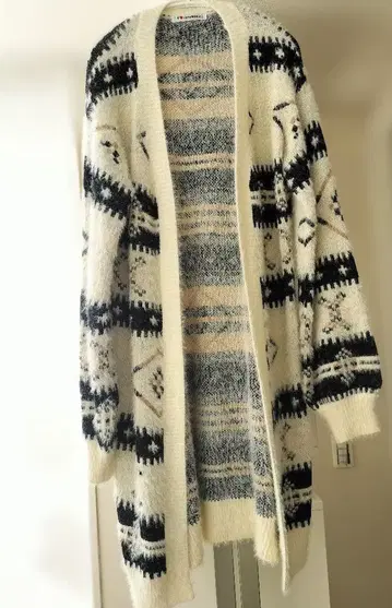 Linea Monica 기하학 패턴 가디건