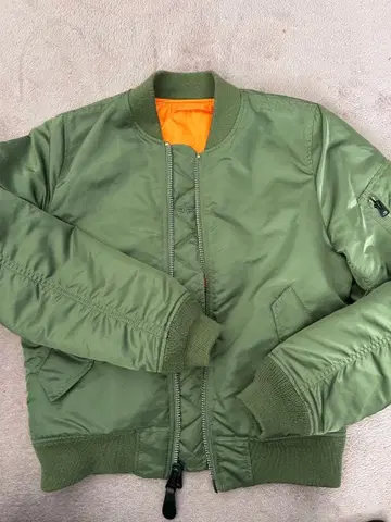 올리브 그린 MA-1 봄버 자켓