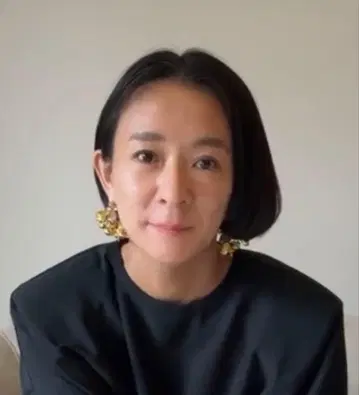 드리스반노튼 귀걸이 사토 카나코 씨 애용