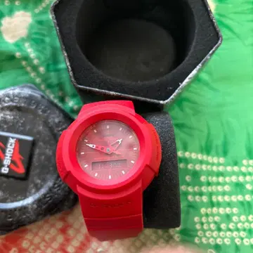 G-SHOCK 디지털 손목시계 레드