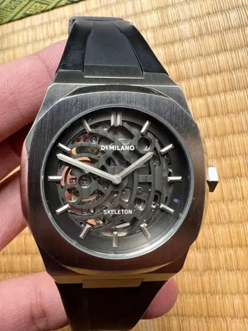 DI MILANO 스켈레톤 자동 와인딩 시계