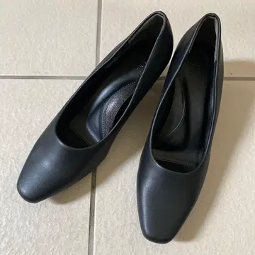 ABC SELECT 블랙 펌프스