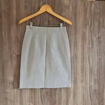 스트라이프 타이트 스커트 장식 포켓 부착