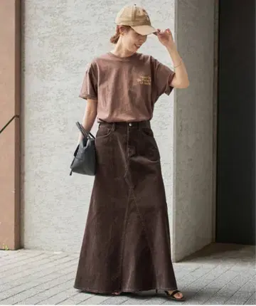 스픽 앤 스팬 스트레치 코듀로이 스커트 36