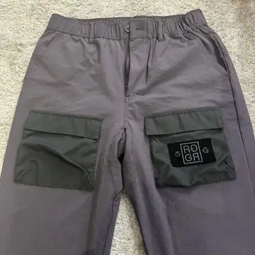 RUFFLOG 라프로그 그레이 캐주얼 포켓 부착 팬츠