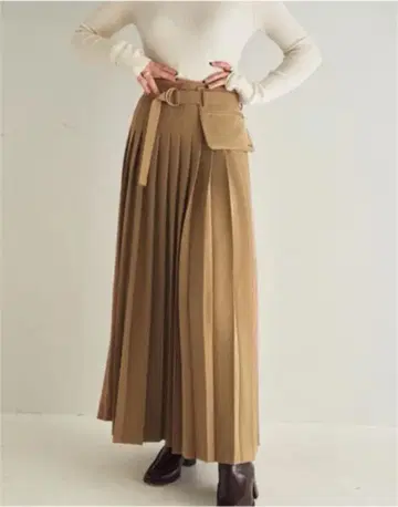 SR BREATH SKIRT (beige) SHEER