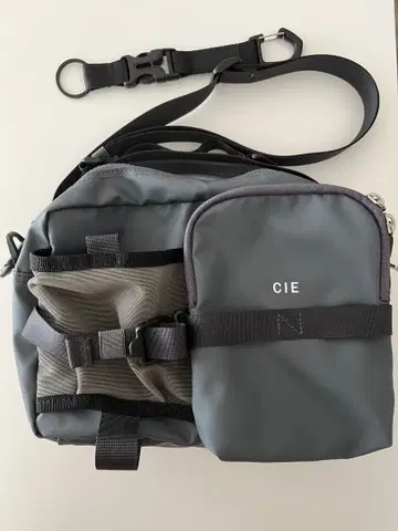 CIE 보틀 숄더백 GRID3 Bottle shoulder