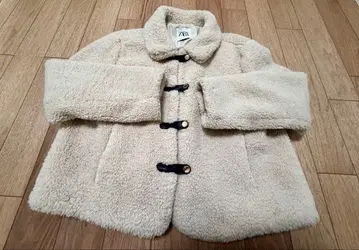 ZARA 보아 자켓 크림색 L