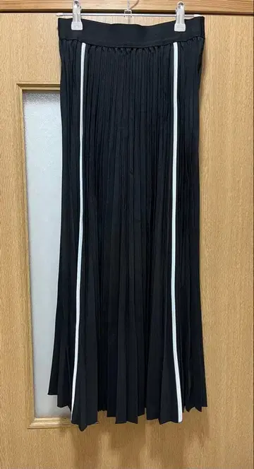 폴린느브로 사이드 라인 플리츠 스커트 세븐 페어리