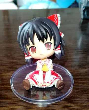 동방 피규어 하쿠레이 레이무