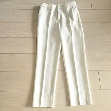 새상품 미사용 팬츠 센터 프레스 화이트 허리밴딩