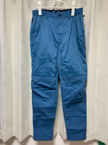 [ 특가 상품 ] 르꼬끄 스포르티브 골프 겨울용 방한 방풍 팬츠 L