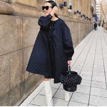 블랙 퀼팅 프릴 원피스