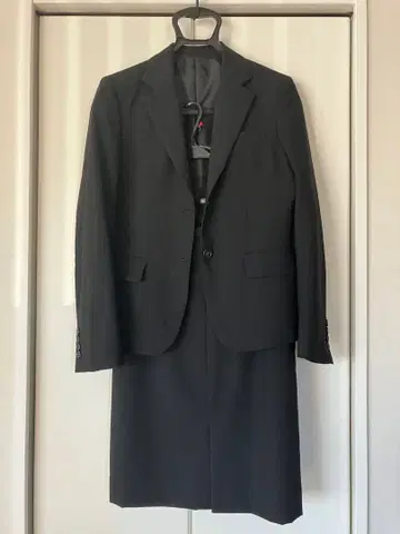 블랙 수트 상하의 (팬츠, 스커트 포함) 9호