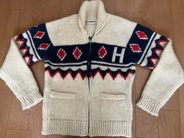 할리우드 런치마켓 카우친 S