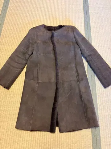 BALLSEY 리얼 무스탕 코트 버튼 포함