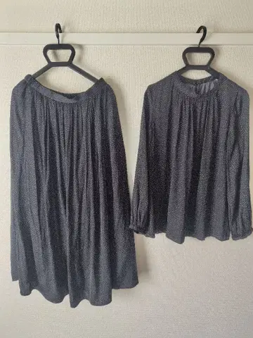 ORIHICA 도트 무늬 스커트 셋업 티셔츠 스커트