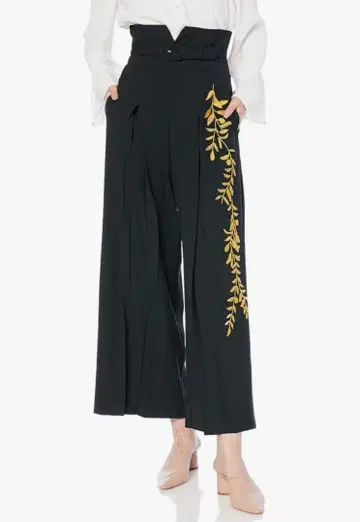LILY BROWN 자수 하이웨스트 와이드 팬츠