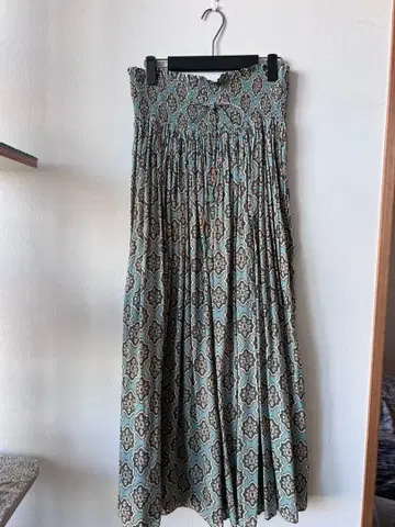 플레어 스커트 블루 계열 패턴 태슬 포함