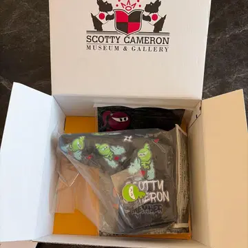 SCOTTY CAMERON 멤버십용 골프헤드커버와 스티커 세트