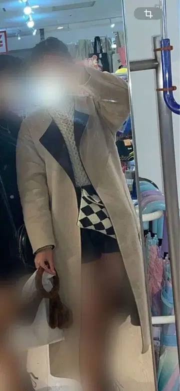 무스탕 코트 베이지와 브라운