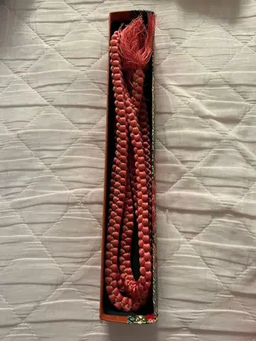 핑크색 뜨개질 허리띠