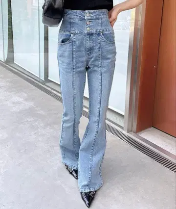 앞 버튼 플레어 데님 팬츠