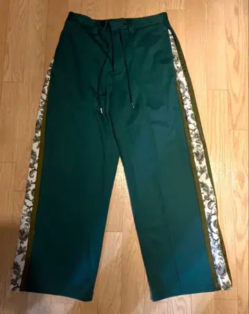 HARE 사이드 라인 팬츠