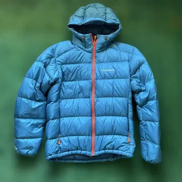 몽벨 라이트 알파인 다운 후드티