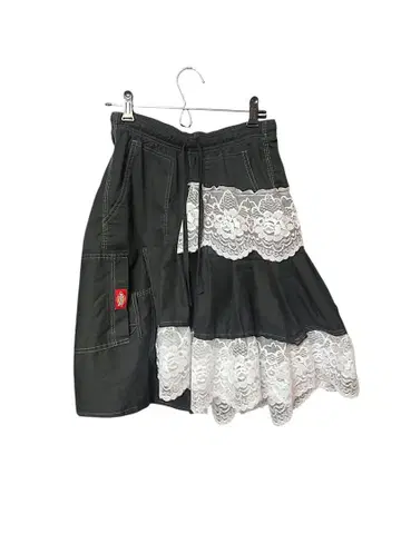 Lace Contrast Utility Skirt