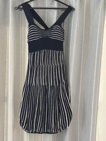 Armani Exchange 슬리브리스 미니 원피스 S